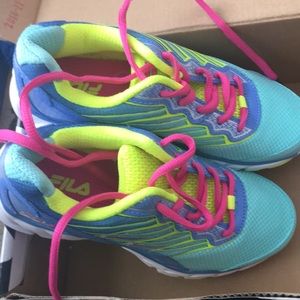 Kids FILA runners size 2 brand new